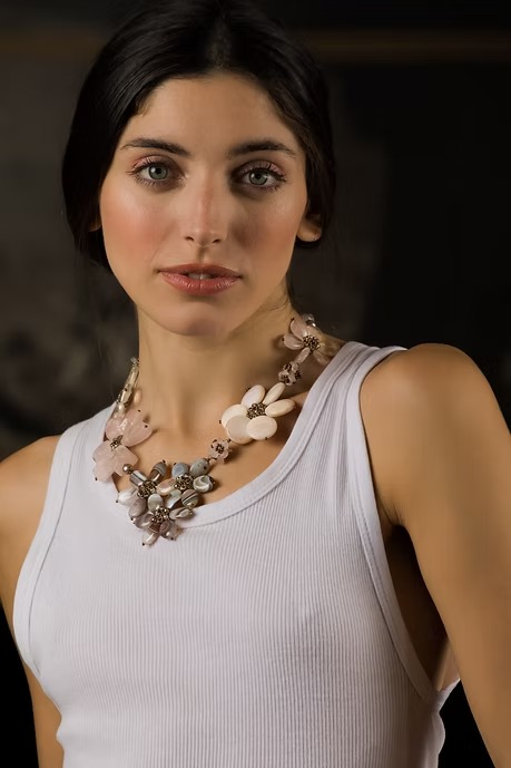 COLLAR FLORES PIEDRAS Y CRISTALES - Imagen 4