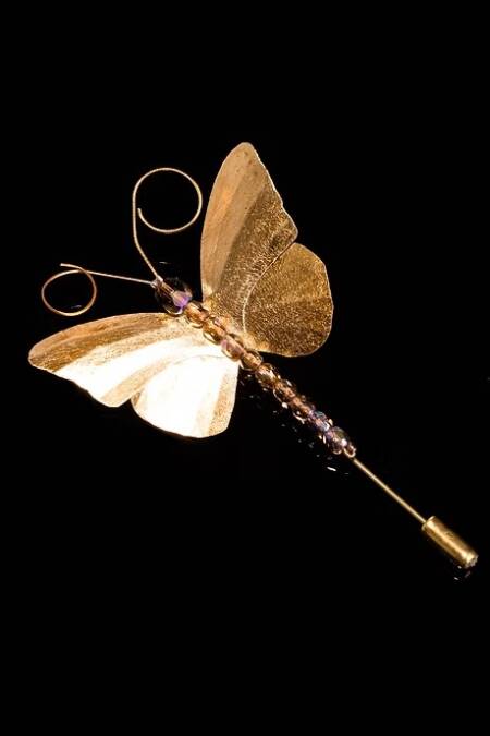 BROCHE MARIPOSA ORO CHICA