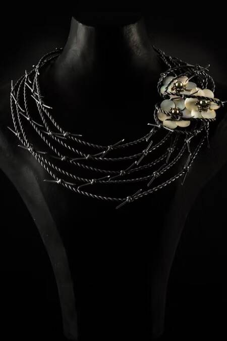 COLLAR PUAS Y NACAR